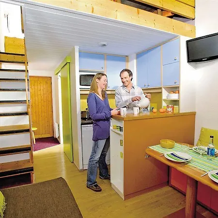 Pierre & La Foret Aparthotel 3*