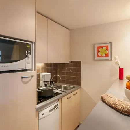 Pierre & La Foret Hotel apartamentowy